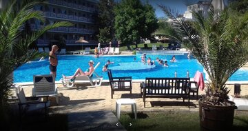 Hotel Belitsa - bazén - letecký a  autokarový zájazd CK Turancar - Primorsko