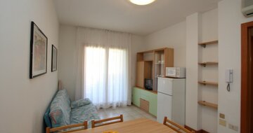 Campiello del Solle apartmánový dom s bazénom, zájazdy CK TURANCAR individuálnou a autobusovou dopravou do Talianska, Bibione