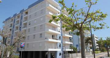 Rezidencia ADRIATICO priamo na pláži v BIBIONE SPIAGGIA, zájazdy autobusovou a individuálnou dopravou do Talianska CK TURANCAR