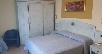 Hotel Solarium - izba - zájazd vlastnou dopravou CK Turancar - Taliansko - San Benedetto del Tronto - Palmová riviéra