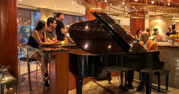 Hotel Elegance International - klavír, lobby bar - letecký zájazd CK Turancar - Marmaris, Turecko