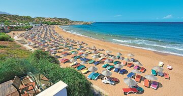 hotel Acapulco Beach - pláž - letecký zájazd CK Turancar - Kyrenia, Cyprus