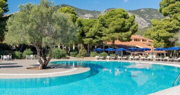 Club Esse Palmasera - bazén - letecký zájazd CK Turancar - Taliansko - Sardínia