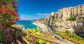 Hotel Nicotera Beach - okolie - letecký zájazd CK Turancar - Taliansko - Kalábria - Nicotera Marina
