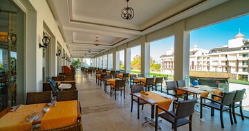 Royal Atlantis Spa & Resort - reštaurácia s terasou - letecký zájazd od CK Turancar - Turecko, Gündogdu