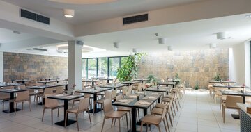 Hotel Neptun - Chorvátsko - Tučepi - zájazd CK Turancar