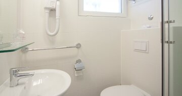 Hotel Neptun - Chorvátsko - Tučepi - zájazd CK Turancar