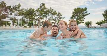 Hotel Neptun - Chorvátsko - Tučepi - zájazd CK Turancar