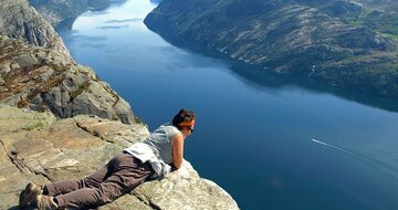 Autobusový poznávací zájazd Škandinávsky okruh Nórsko Lysefjord Preikestolen