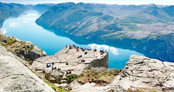 Autobusový poznávací zájazd Škandinávsky okruh Nórsko Lysefjord Preikestolen