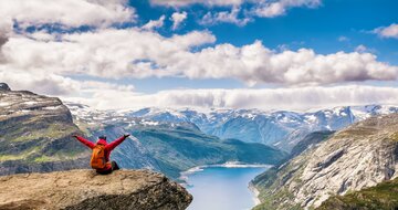 Autobusový poznávací zájazd Škandinávsky okruh Nórsko Lysefjord Preikestolen