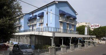 Hotel RODI*** v stredisku Cervia, dovolenka v Taliansku s CK TURANCAR autom alebo autobusom