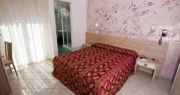 Hotel RODI*** v stredisku Cervia, dovolenka v Taliansku s CK TURANCAR autom alebo autobusom