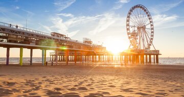 CK Turancar, Letecký poznávací zájazd, pláž Scheveningen