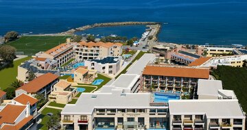 Hotel Porto Platanias Beach - letecký záber - letecký zájazd CK Turancar - Kréta, Platanias