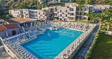 Porto Platanias Village - hotel - letecký zájazd CK Turancar - Kréta, Chania