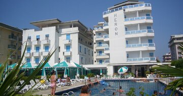 Hotel Heron v Lido di Jesolo, zájazdy autobusovou a individuálnou dopravou CK TURANCAR