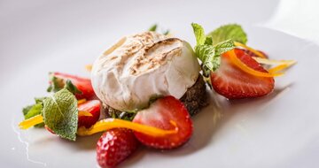 Hotel Družba -  hlavná reštaurácia - indivudálny zájazd CKTurancar - Slovensko, Demänovská Dolina