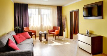 Hotel Bešeňová - apartmán, obývačka - individuálny zájazd CK Turancar - Slovensko, Bešeňová