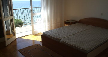 Vila Vukovič Davor - apartmán A/6 (budova č.1) - autobusový zájazd CK Turancar - Chorvátsko - Omiš (Duće)
