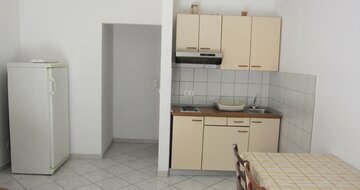 Vila Vukovič Davor - apartmán A/4+2 (budova č.2) - autobusový zájazd CK Turancar - Chorvátsko - Omiš (Duće)