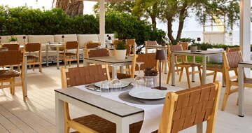 hotel Maravel Star Art - plážový bar - letecký zájazd CK Turancar - Kréta, Rethymno