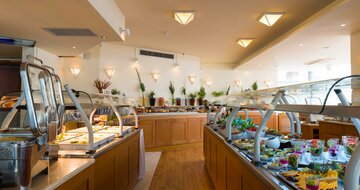 Hotel Aquila Porto Rethymno-reštaurácia-letecký zájazd CK Turancar-Kréta-Anissaras