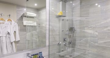 Hotel Aquila Porto Rethymno-kúpeľňa-letecký zájazd CK Turancar-Kréta-Anissaras