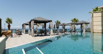 Hotel Aquila Porto Rethymno-bazén-letecký zájazd CK Turancar-Kréta-Anissaras