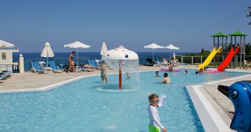 Hotel Rethymno Mare - bazén - letecká doprava CK Turancar - Kréta, Skaleta