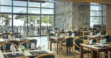 Hotel Alga - Chorvátsko - Tučepi - zájazd CK Turancar