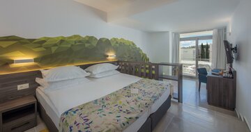 Hotel Alga - Chorvátsko - Tučepi - zájazd CK Turancar