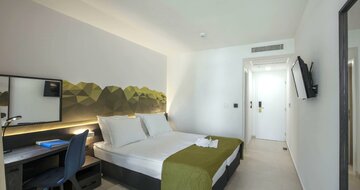 Hotel Alga - Chorvátsko - Tučepi - zájazd CK Turancar
