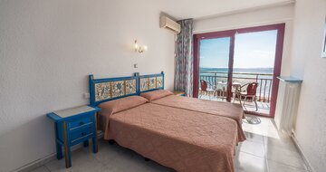 Checkin Garbí - izba štandard -  letecký zájazd CK Turancar - Španielsko, Calella