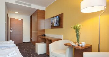 Panorama - dvojlôžková izba Comfort -  individuálny zájazd CK Turancar - Slovensko, Trenčianske Teplice