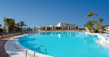 Labranda Alyssa Suite Hotel - bazén - letecký zájazd CK Turancar - Lanzarote, Playa Blanca