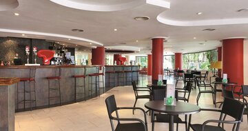 Sol Lanzarote Hotel - bar - letecký zájazd CK Turancar - Lanzarote, Puerto Del Carmen