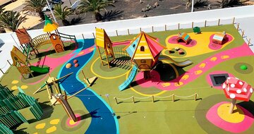 Sol Lanzarote Hotel - detské ihrisko - letecký zájazd CK Turancar - Lanzarote, Puerto Del Carmen