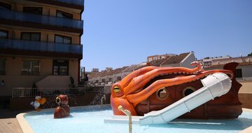 Calella Palace - detský bazén -  letecký zájazd CK Turancar, Calella, Costa Brava, Španielsko