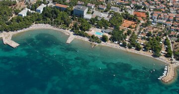 Depandance Flora/Madera - pláž - autobusový zájazd CK Turancar - Chorvátsko, Vodice