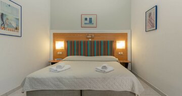Hotel Sea Side - letecký záber -letecký zájazd CK Turancar-Kréta-Kato Stalos