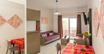 Hotel Sea Side - letecký záber -letecký zájazd CK Turancar-Kréta-Kato Stalos
