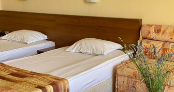 Plamena Palace - izba - letecký a autobusový zájazd CK Turancar - Bulharsko, Primorsko 
