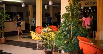 Plamena Palace - lobby - letecký a autobusový zájazd CK Turancar - Bulharsko, Primorsko