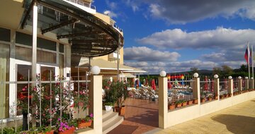Plamena Palace - hotel - letecký a autobusový zájazd CK Turancar - Bulharsko, Primorsko