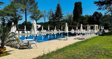 Queen Nelly Park - bazén - letecky a autokarový zájazd s CK Turancar - Kiten, Bulharsko