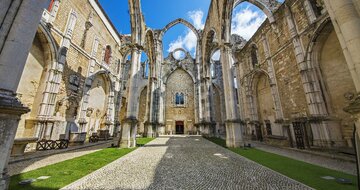 CK Turancar, Letecký poznávací zájazd, Portugalsko, Porto, Igreja do Carmo
