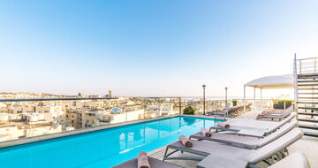 The Victoria hotel - bazén - letecký zájazd od CK Turancar - Malta