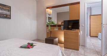 Hotel Athina Palace - rodinná izba - letecký zájazd CK Turancar - Kréta, Mades