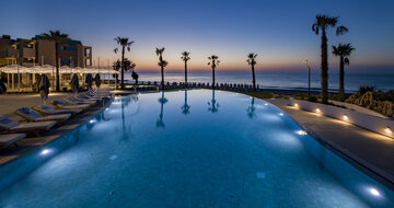 Hotel Amira Luxory Resort - bazén - letecký zájazd CK Turancar - Kréta, Adelianos Kampos